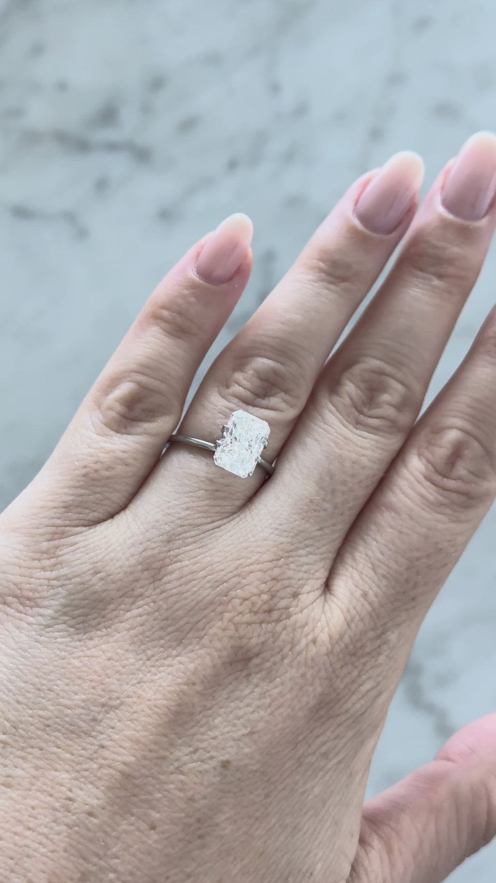 Radiant | 3.09ct E VS2 | 1.43 ratio | IGI Certified LG760533286