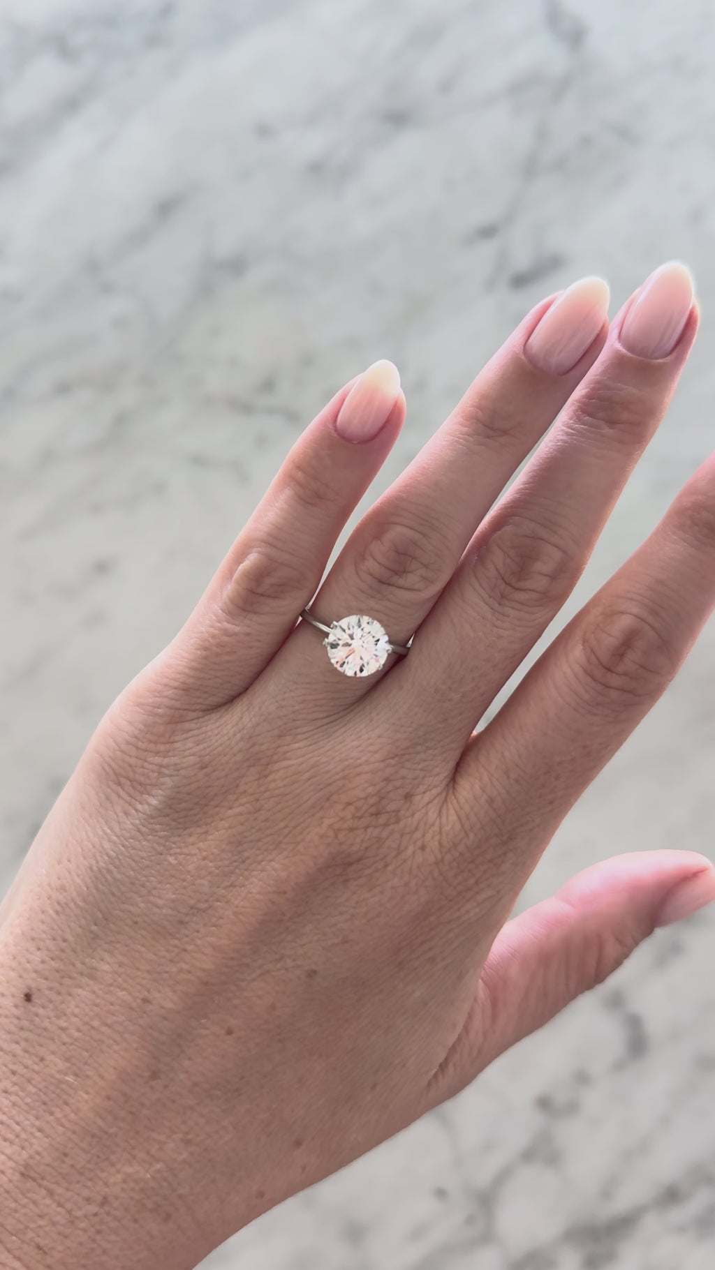 Round | 3.21ct E VS1 | IGI Certified 793648410