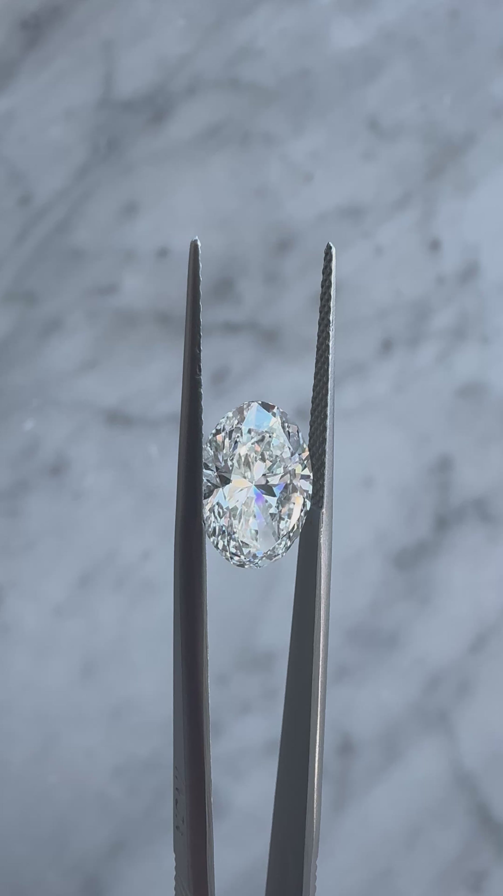 Oval | 3.78ct F VS2 | 1.41 ratio | IGI Certified LG700503504 | OV378