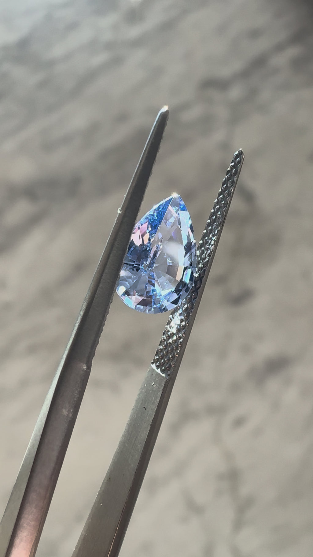 1.88ct Periwinkle Sapphire | 1.29 ratio | Certified