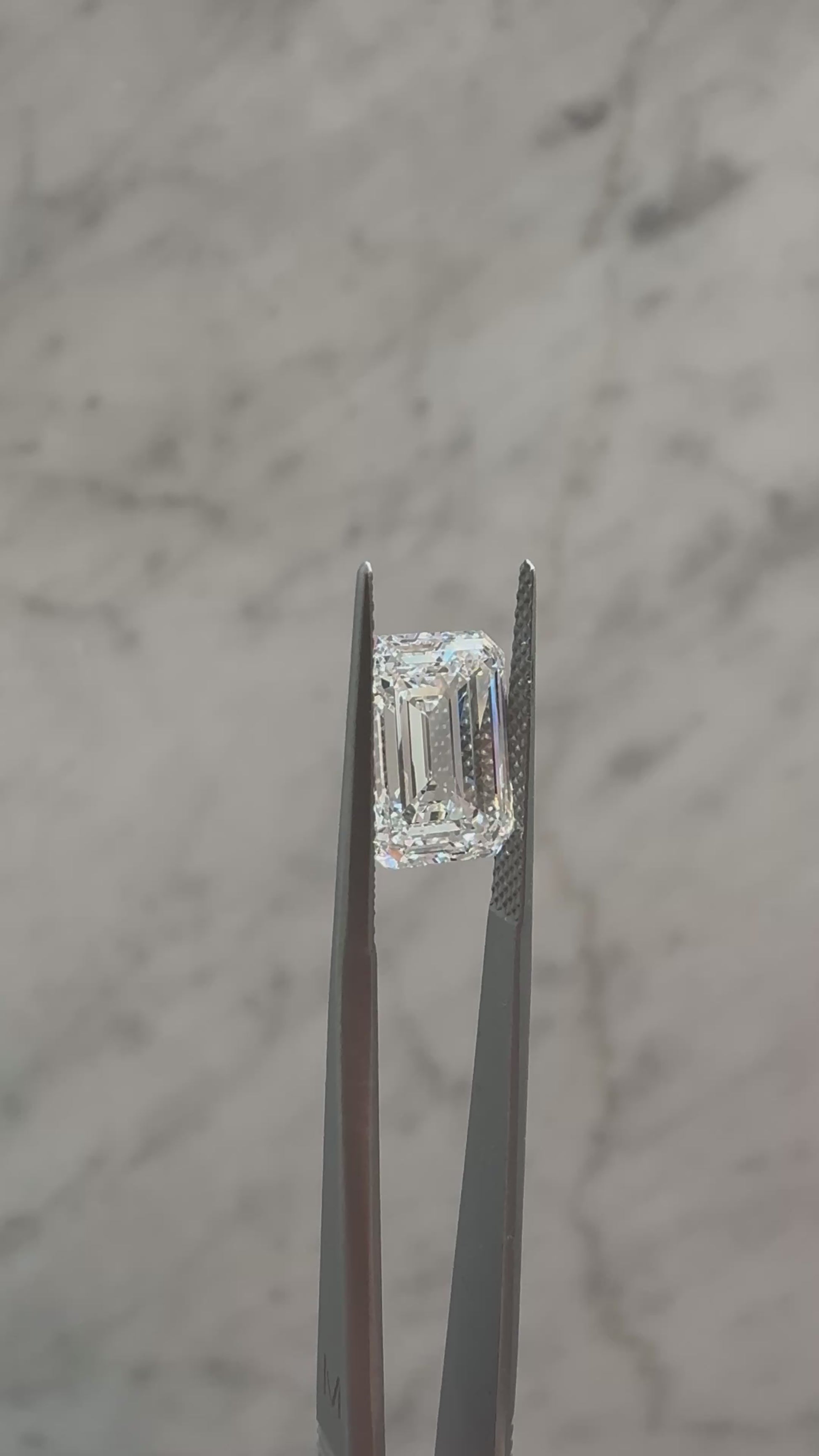 Emerald | 5.01ct F VS1 | 1.40 ratio | IGI Certified 629497726