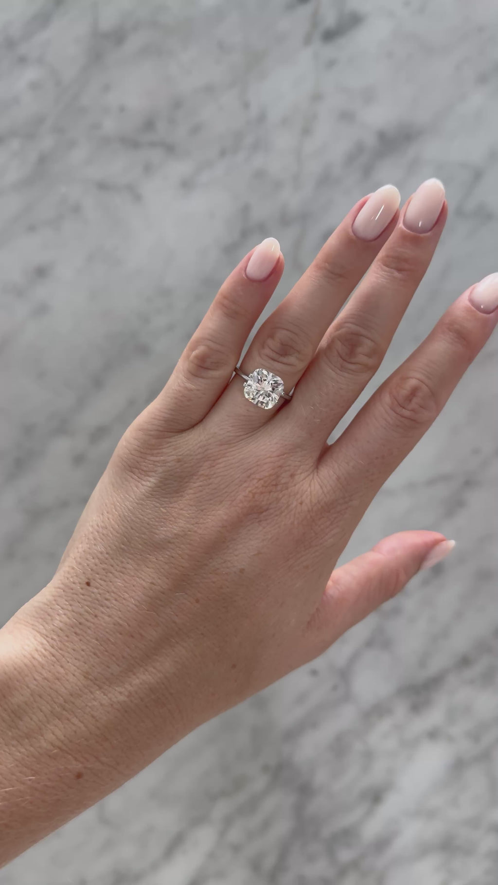 Cushion | 5.01ct G VS1 | 1.02 ratio | IGI Certified 712560744