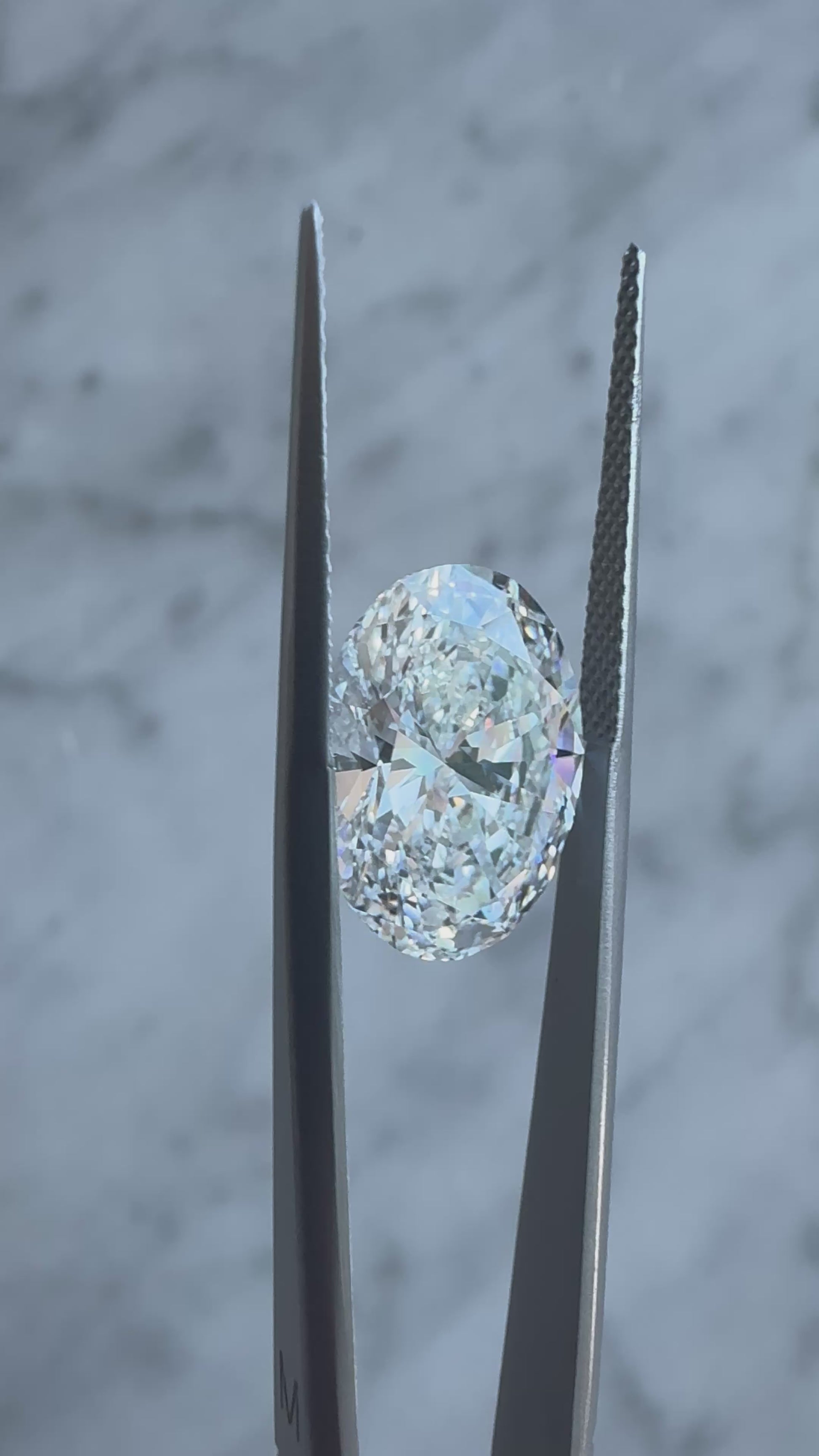 Oval | 7.05ct D VS1 | 1.39 ratio | IGI Certified LG700587811 | OV705