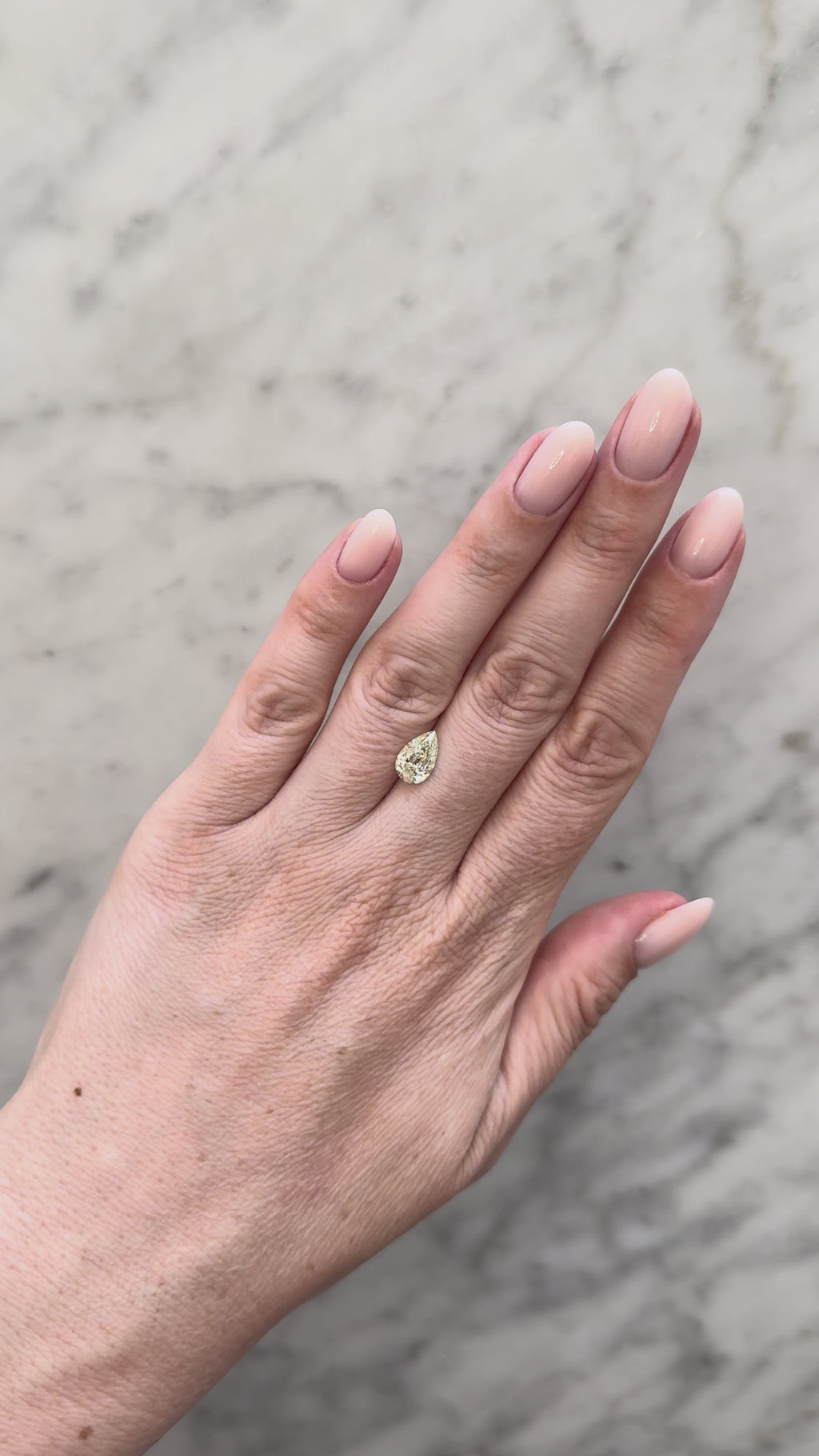 Pear | 1.70ct M SI2 | 1.60 ratio | GIA Certified 7488368094