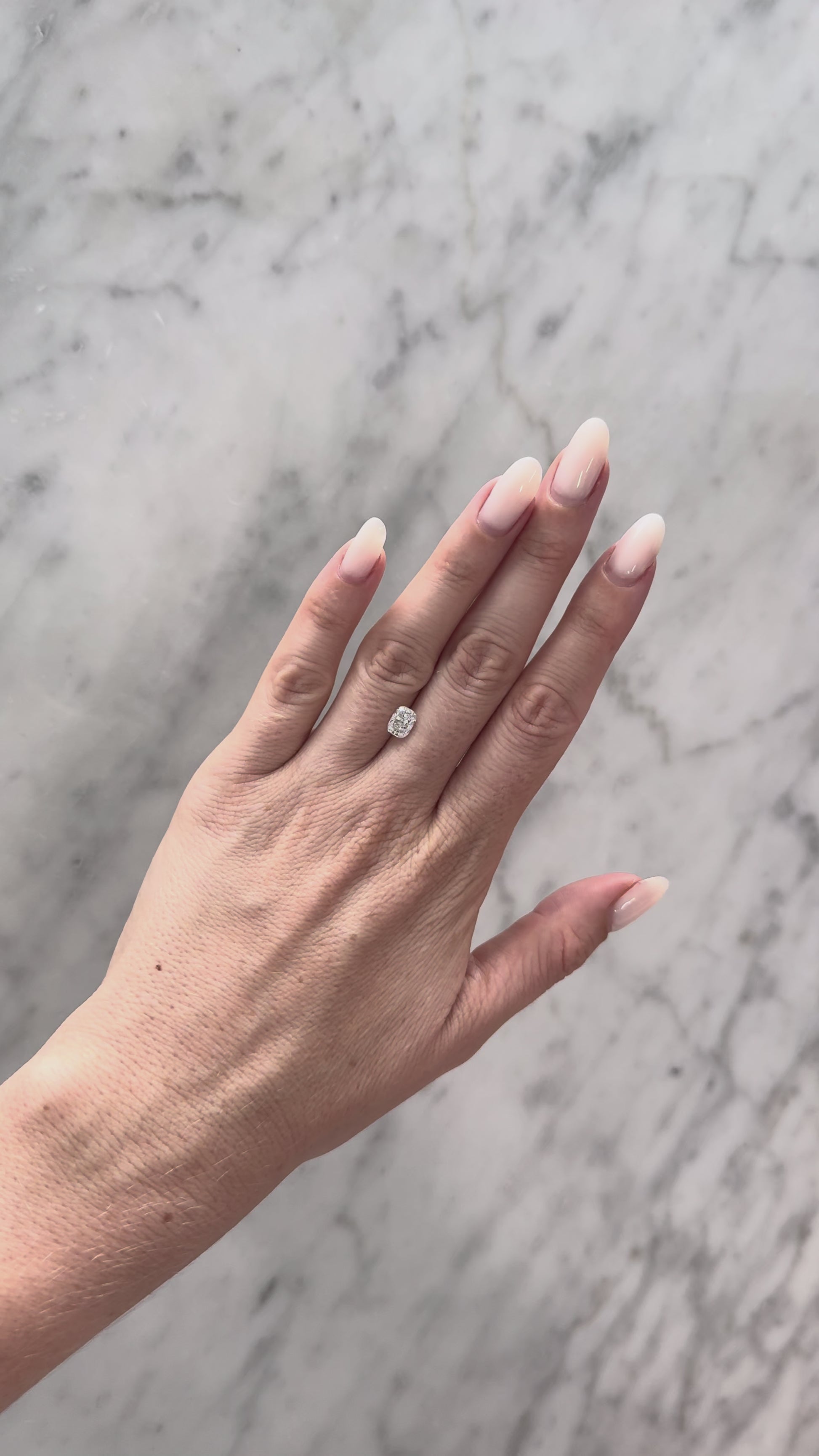 Elongated Cushion | 1.08ct E VS2 | 1.34 ratio | IGI Certified