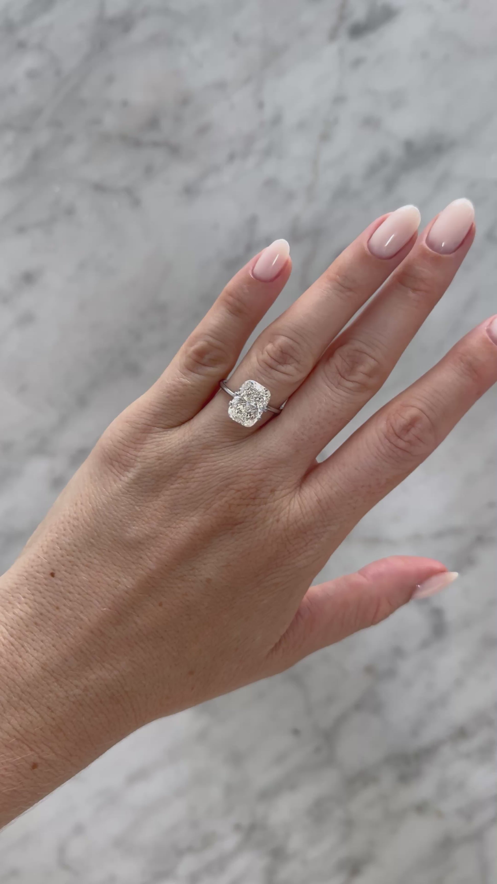Cushion | 5.03ct G VS1 | 1.38 ratio | IGI Certified 720522454