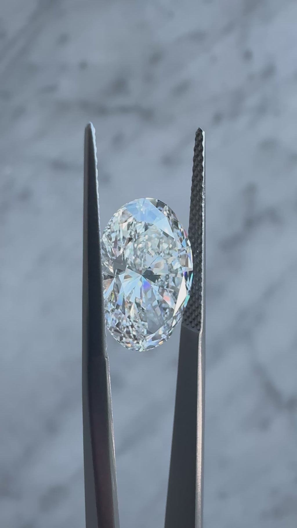 Oval | 4.87ct F VS1 | 1.41 ratio | IGI Certified LG691544459 | OV487