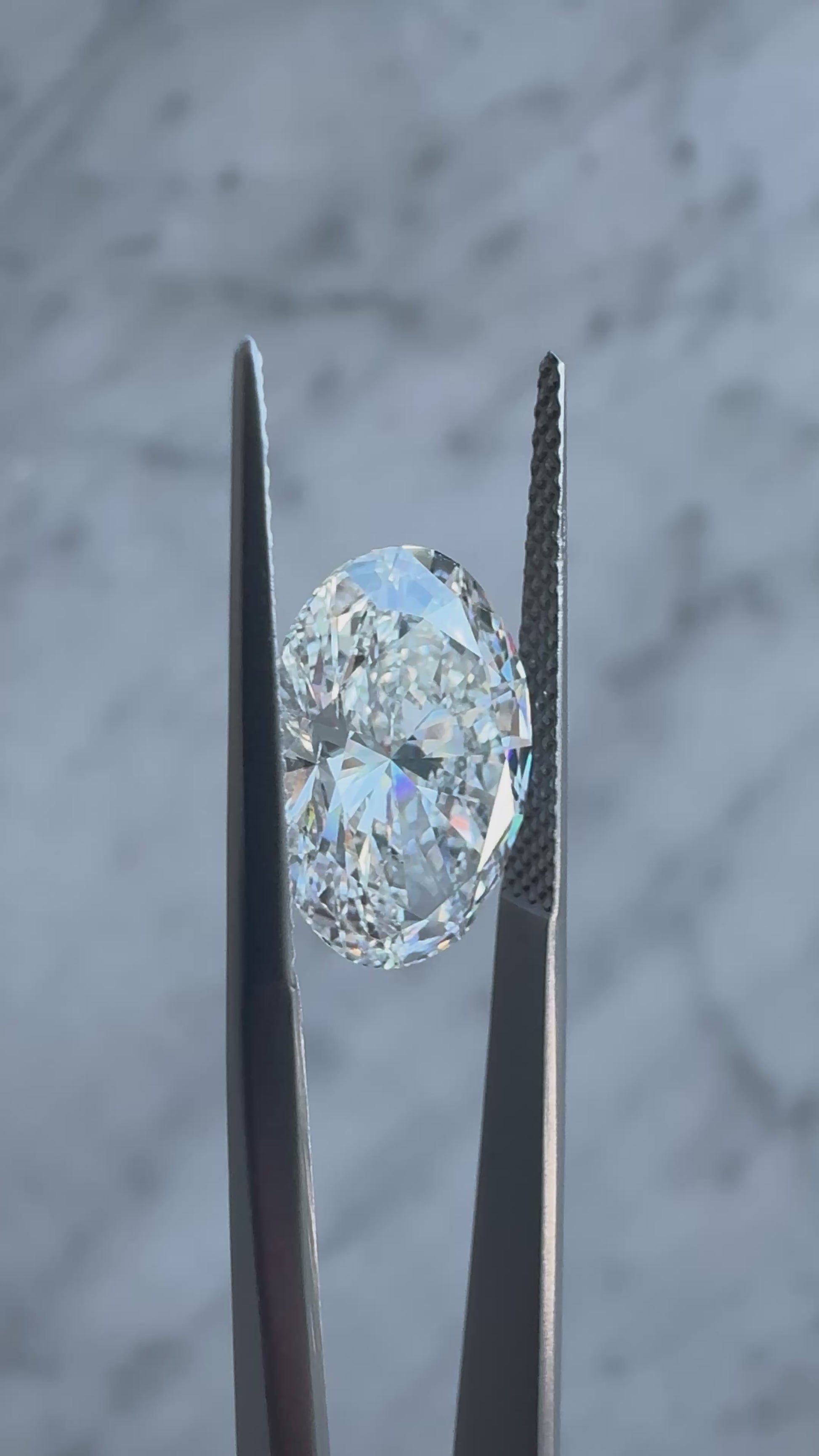 Oval | 4.87ct F VS1 | 1.41 ratio | IGI Certified LG691544459 | OV487